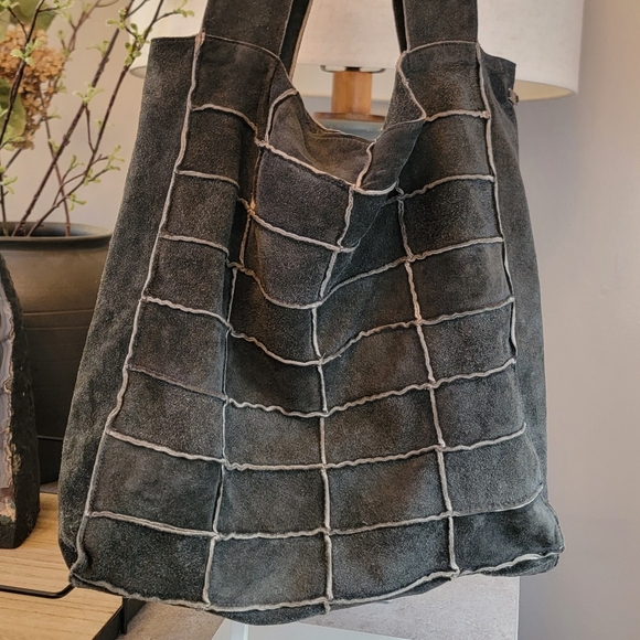 Chanel Patchwork Suede Shopper Tote - Picture 2 of 8